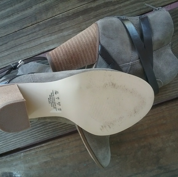 Carlos Santana Booties - Picture 5 of 5